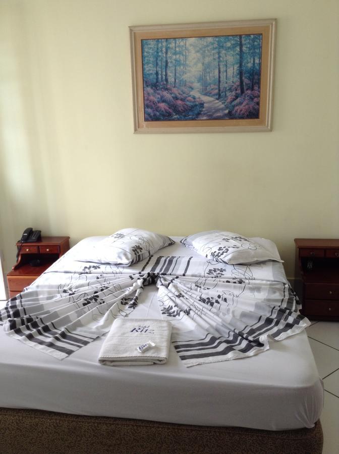 Ritz Hotel Santos  Extérieur photo
